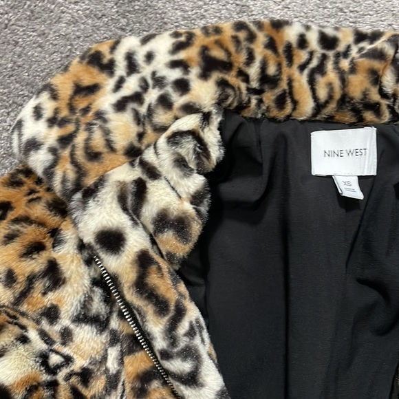 Faux Leopard Jacket - Picture 2 of 3